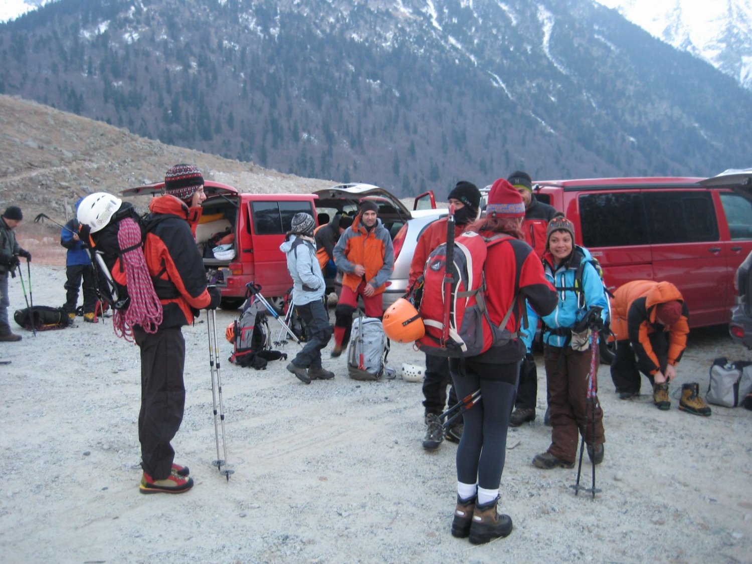 Comen&ccedil;ant de bon de mat&iacute;, tots els grups.