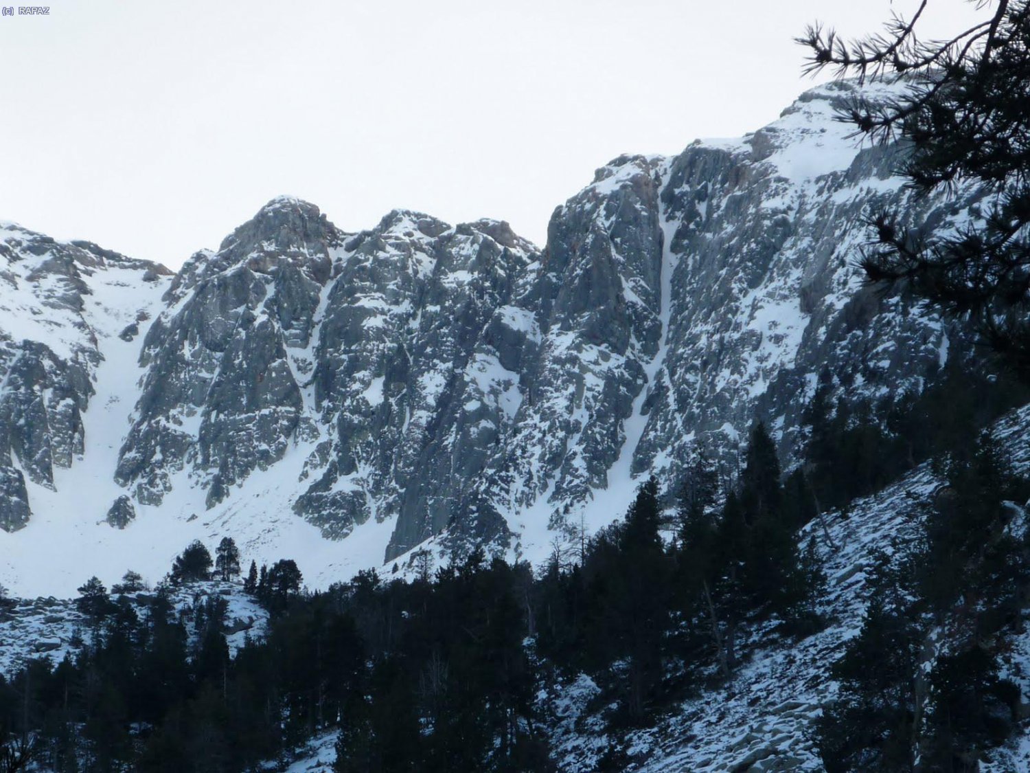 El circ de del llom nord del pic Cambra d