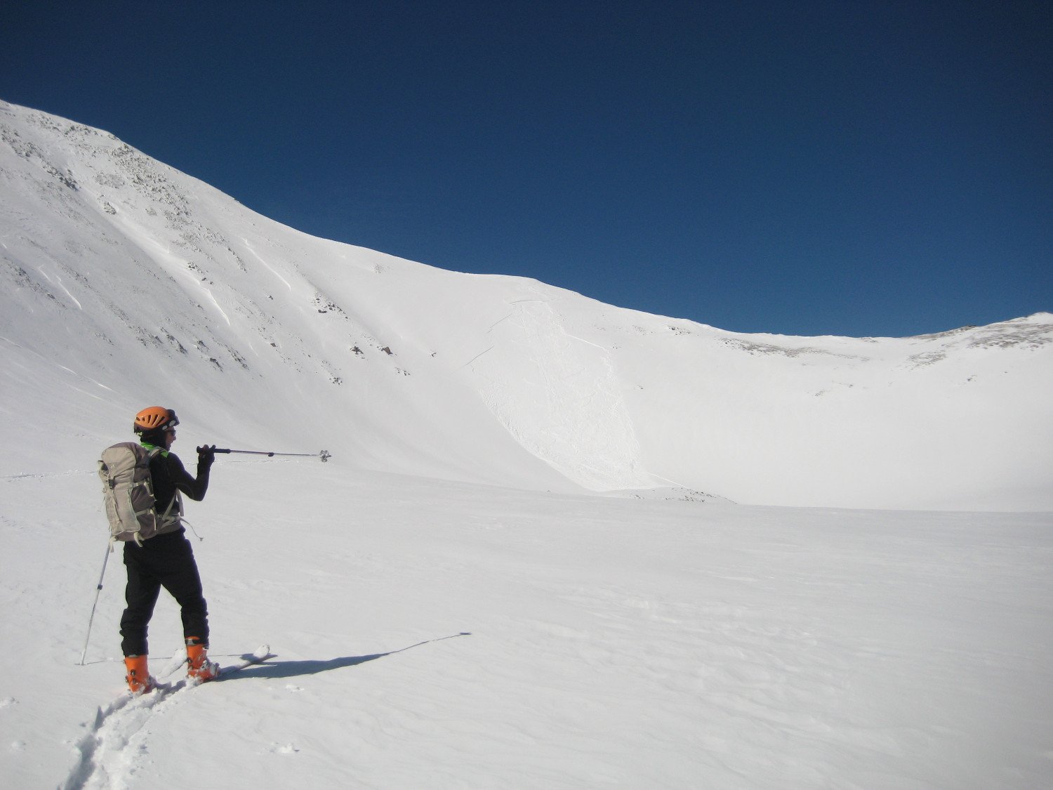 Allau de placa a la cara N del Bastiments