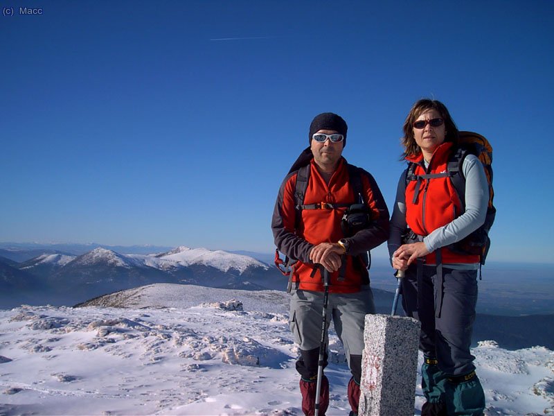 Cima de Dos Hermanas A 2284 metros.