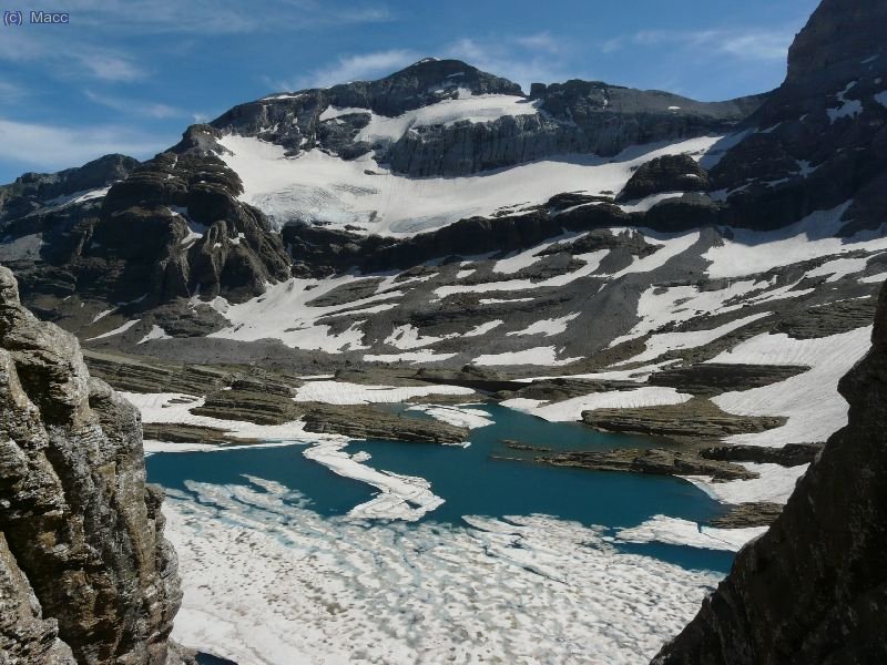 Desde el refugio de Tucarroya el panorama es magnifico.