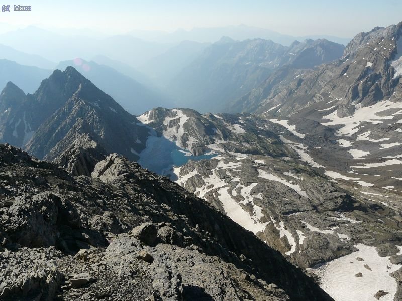 El ibon de Marbore desde la cima.