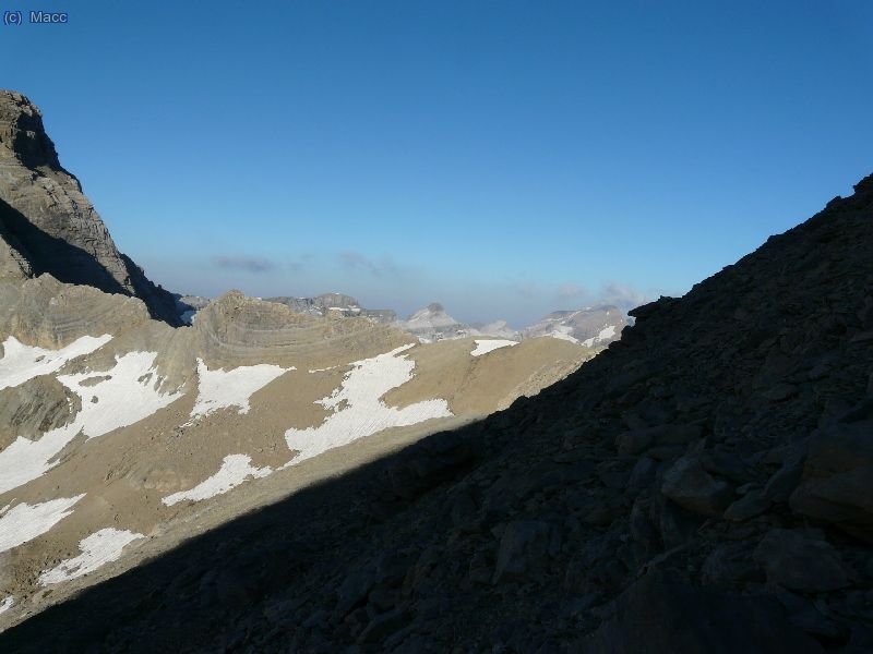 Afrontando la sbida al Gran Astazu vamos ampliando panorama.