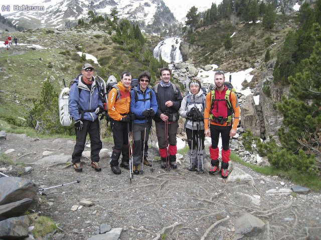 El grup davant del Forau d