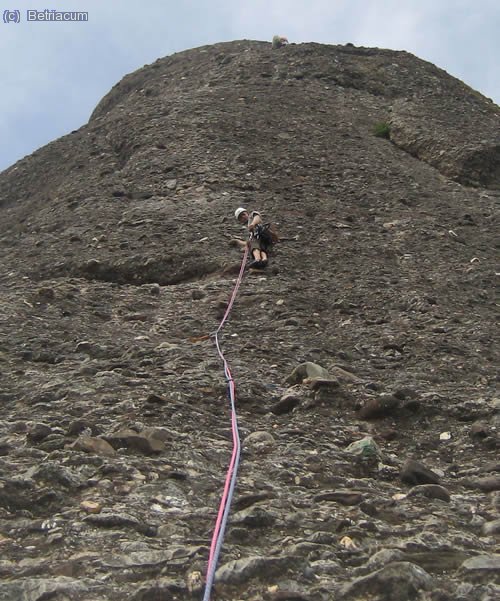 El Mari&agrave; al passet de V+ de la Via del Carles (Gorro Frigi)