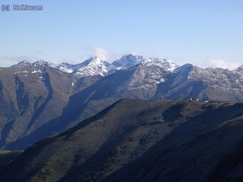Pica d&acute;Estats i Sotllo des del Sal&ograve;ria