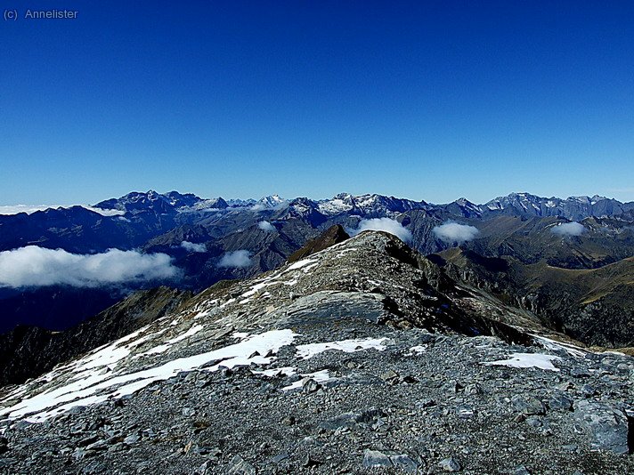 Otra vista hacia el Oeste ya de bajada.