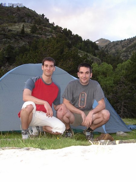 Acampant al costat del cotxe, a la Molinassa