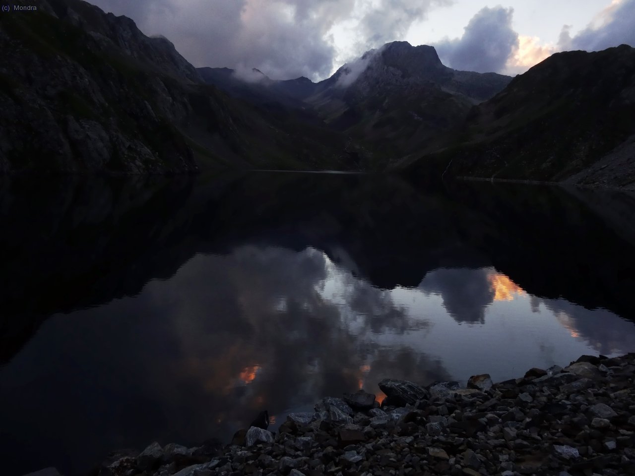 Estany de Llauset(2198m)