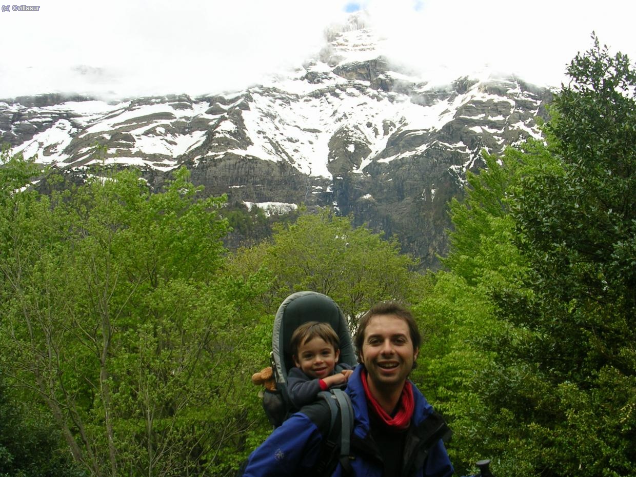 las cumbres todavia nevadas...