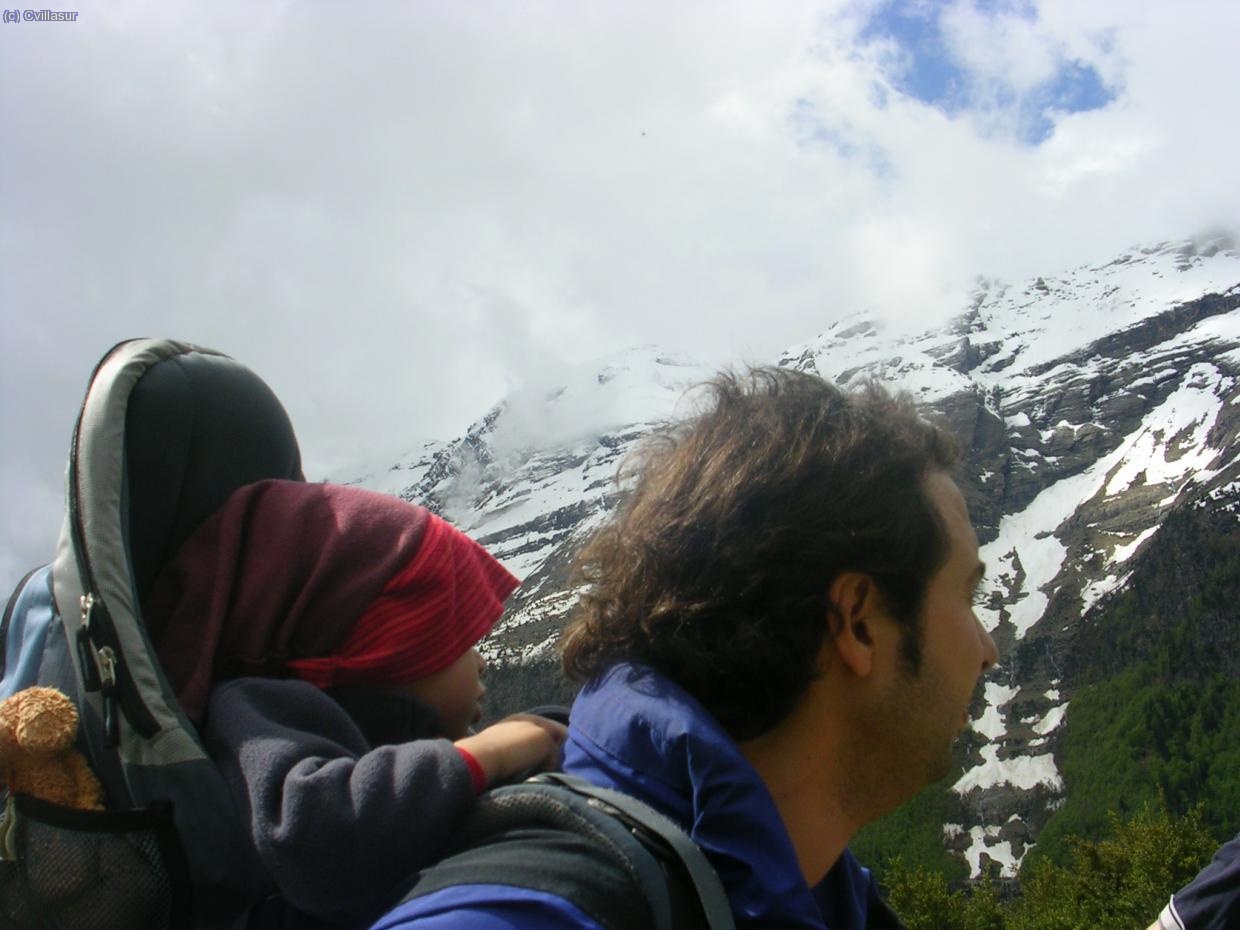 admirando monta&ntilde;as