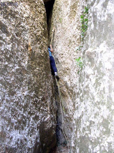 Pujant la canal del Grau del Carrasclet.