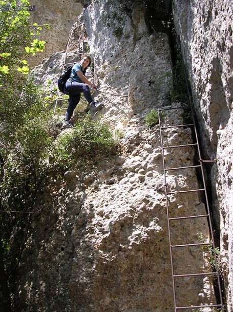 Grau del Carabassal, primer tram equipat amb escales.