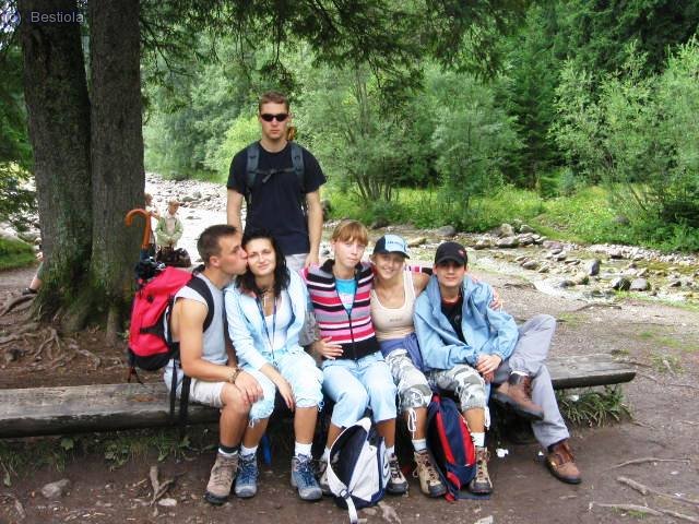 Casi todo el grupo sale en esta foto.
El &uacute;ltimo de la derecha es quien les escribe, y antes Ewelina, el objeto de mi verdadera traves&iacute;a.