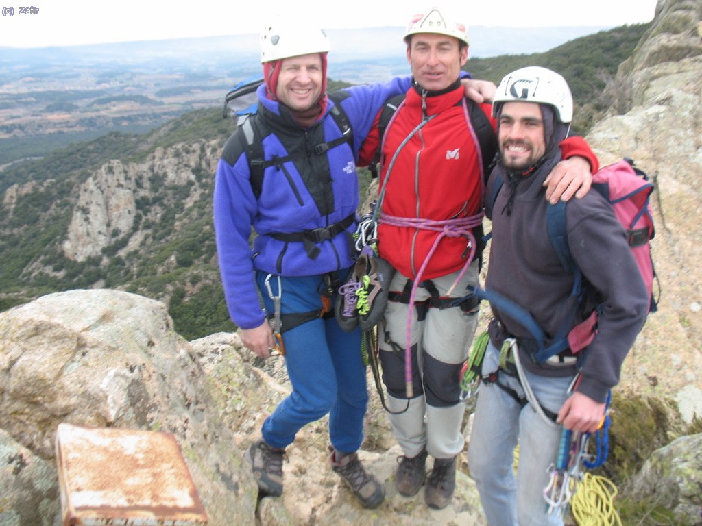 Al cim, en Mikelet Alegre, en Vicenç Mestre i jo.