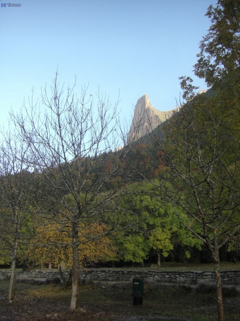S&iacute;, ja s&eacute;: la t&iacute;pica foto del Tozal del Mallo des de la pradera, per&ograve;... &eacute;s tant boooonica!...