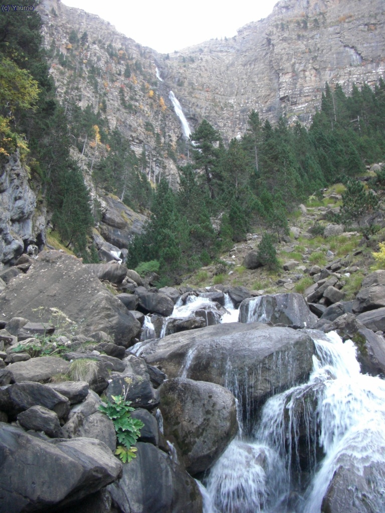 ....i la gran cascada de Cotatuero...
