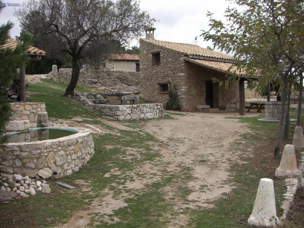 Els bells masets de Lino que, fa uns anys, no eren m&eacute;s que uns vells corrals (i despr&egrave;s diran que la b i la v s&oacute;n el mateix).