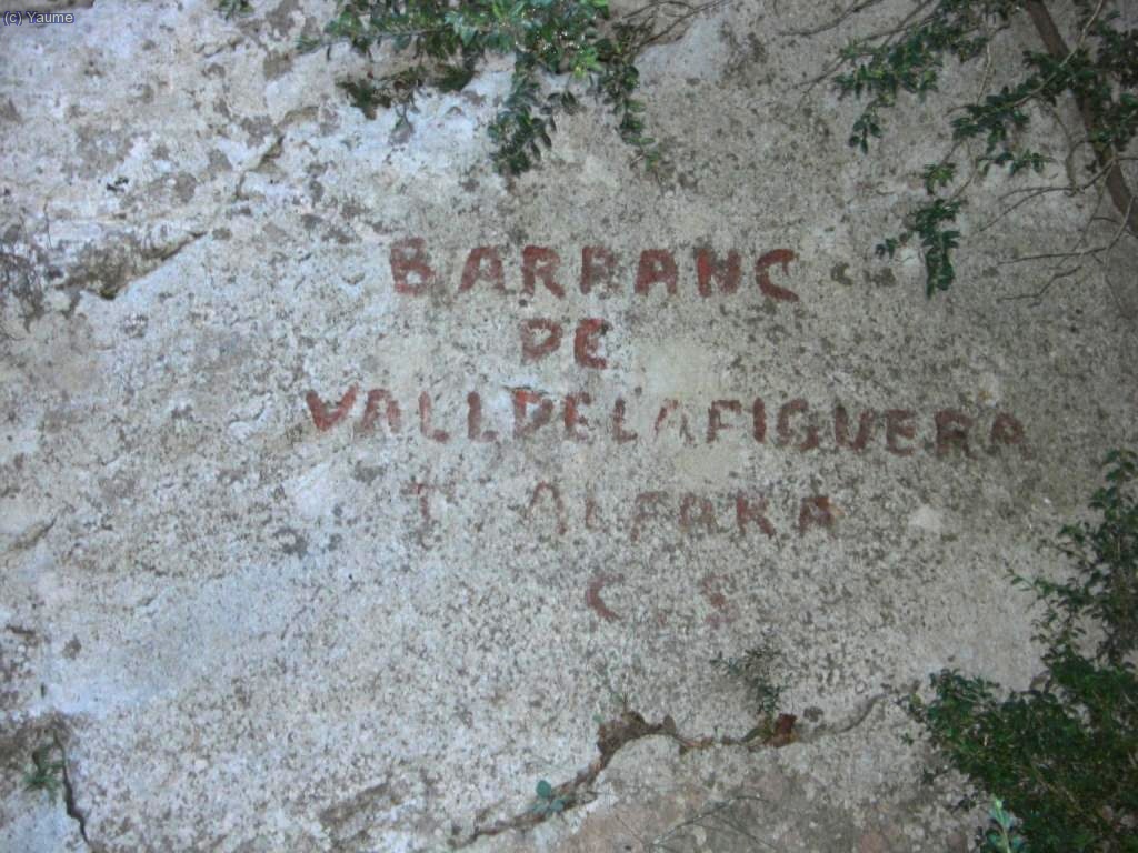 Una vella inscripci&oacute; ens confirma que no ens hem errat de barranc.