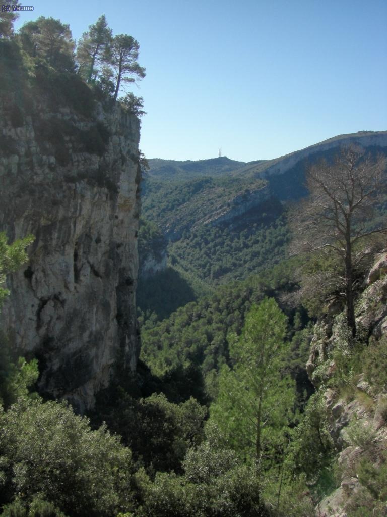 I, passet a passet, pujem per un grauet.