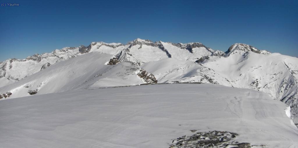 Tot mirant les Maladetes, de l