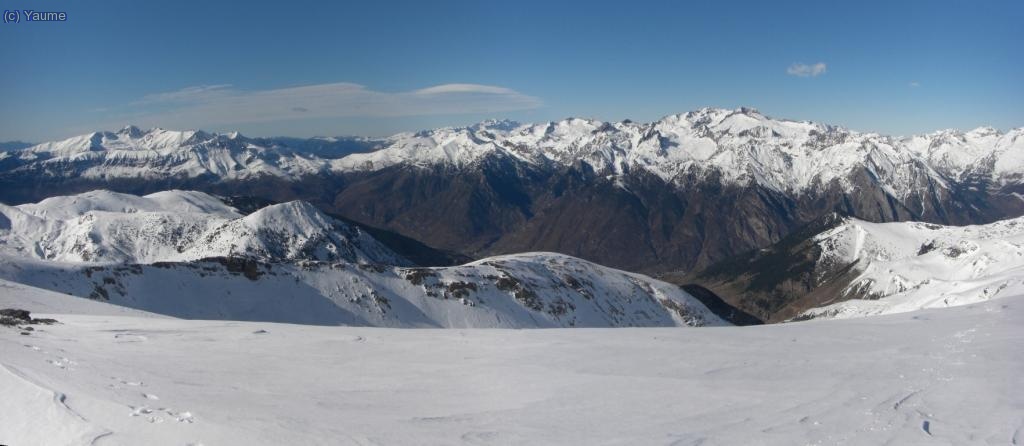 El Cotiella tamb&eacute; vol sortir a la foto (ja ho havia dit, no?).