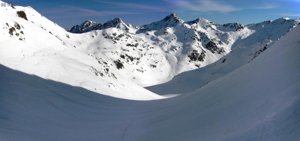Des de la portella de Rialb, panor&agrave;mica a l