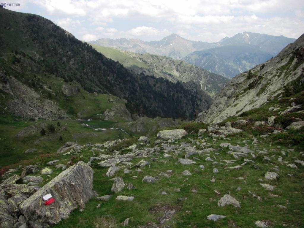 I xino-xano seguint lo GR tornem cap a la pleta d