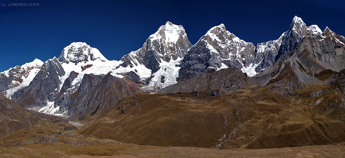 Cordillera Huayhuash des del Cerro Pucapuca