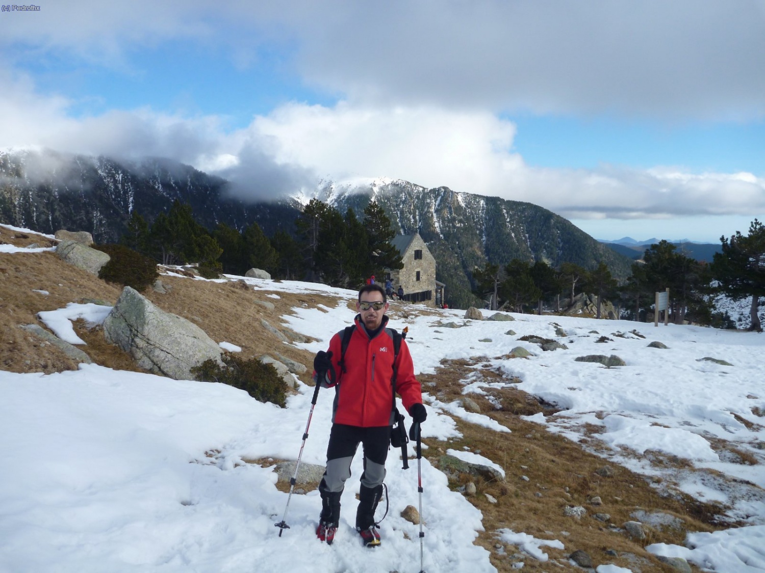 Yo mismo con el refu de Ulldeter detras.