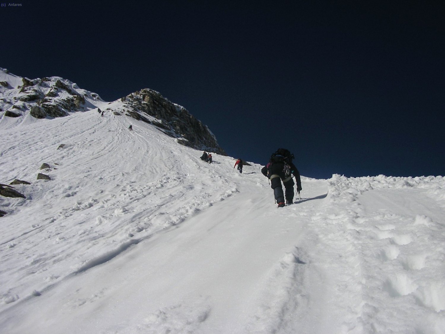 Ya va quedando menos