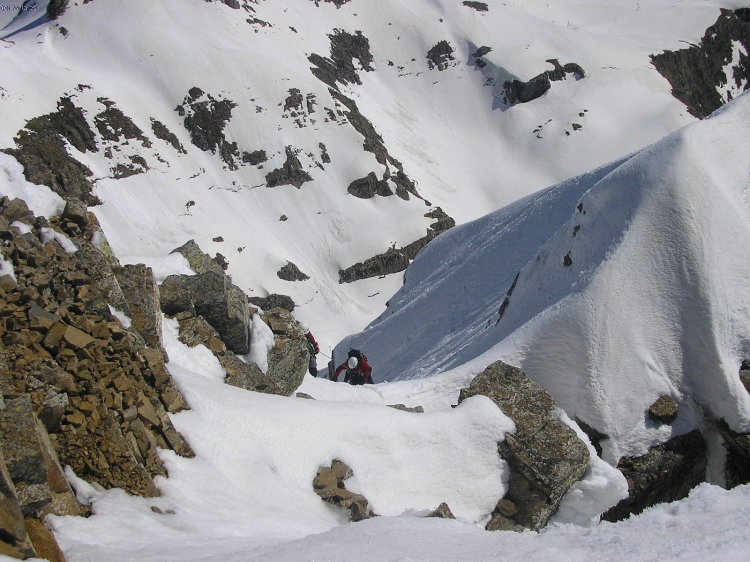 Susi regal&aacute;ndose la Norte del Aspe