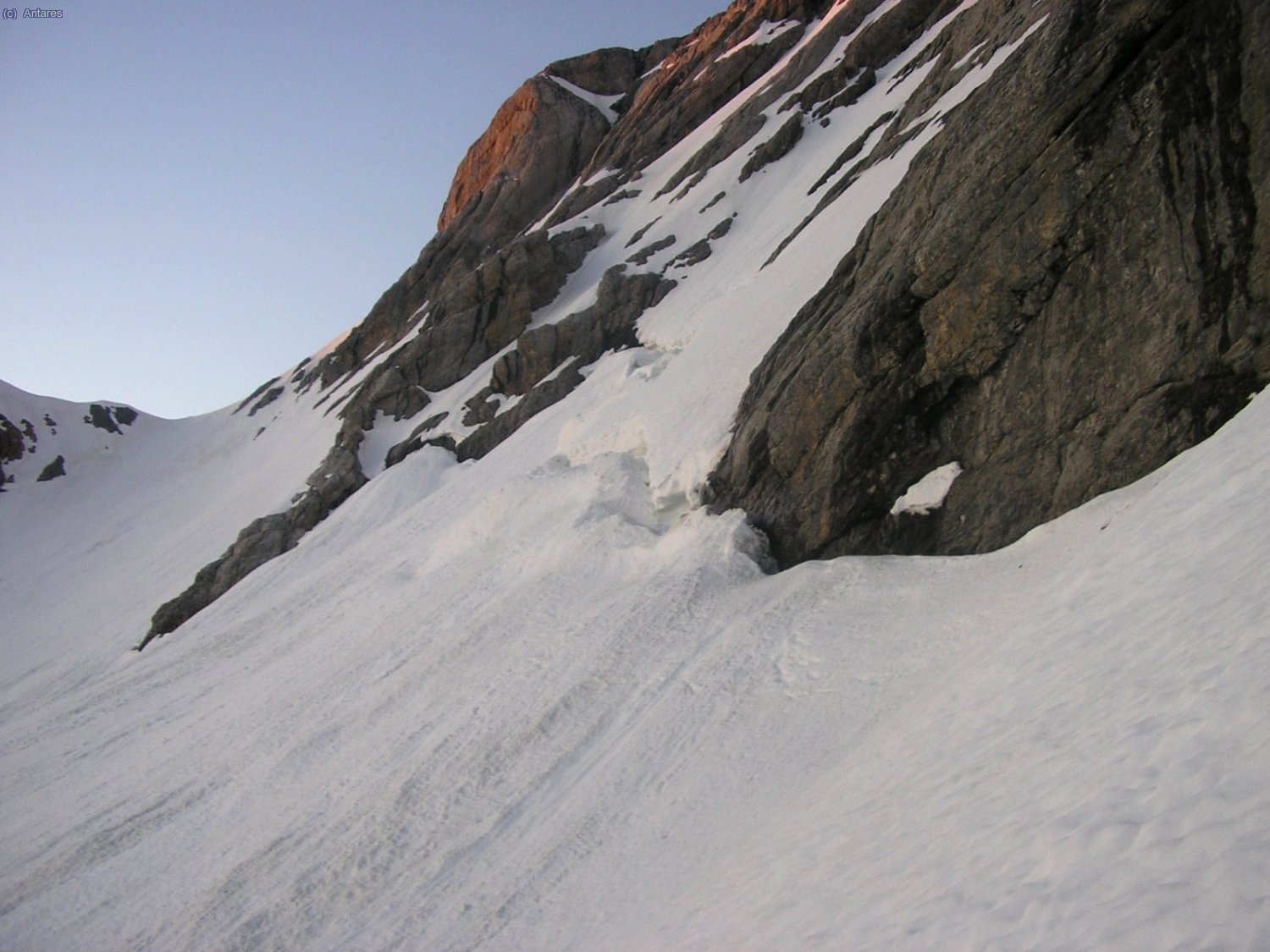 La rimaya empieza a abrirse