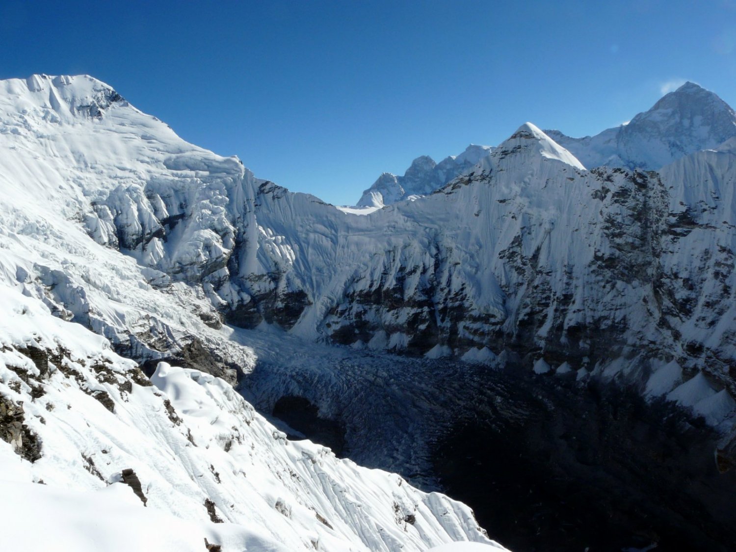 Desde la cumbre del Island Peak; Peak 38, Cho Polu y Makalu