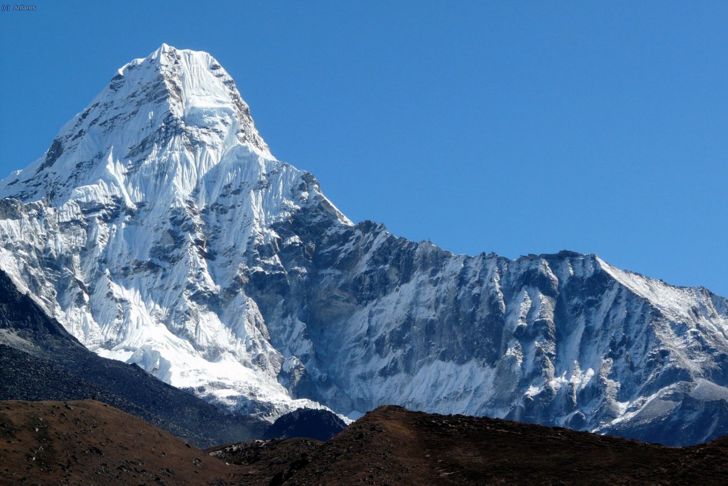 Arista suroeste del Ama Dablam