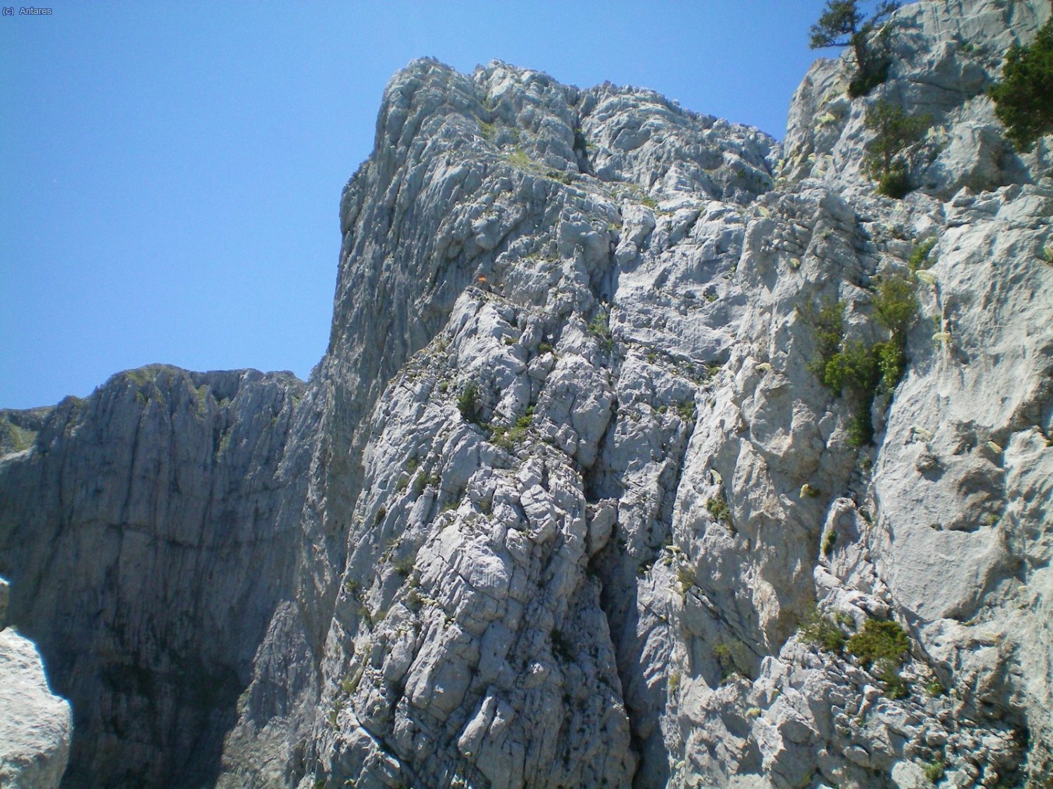 A la izquierda se aprecia el circo de Pe&ntilde;a Ezkaurre