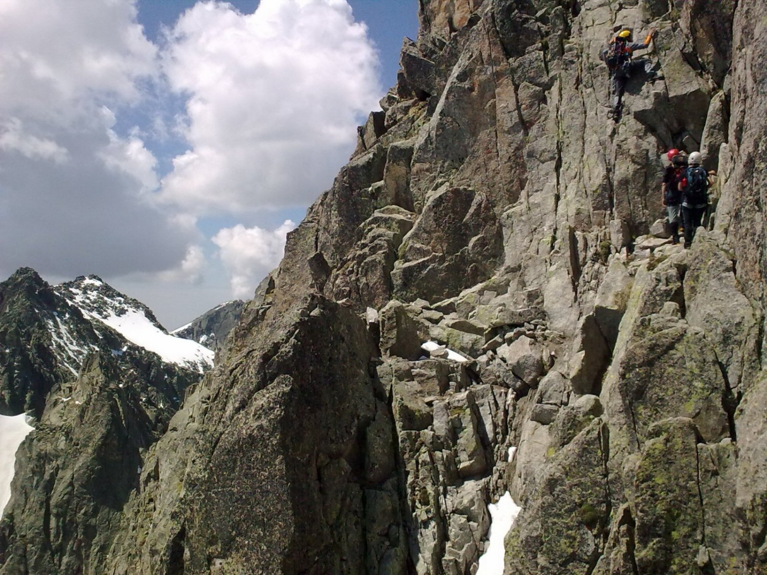 David arbiendo el paso clave.