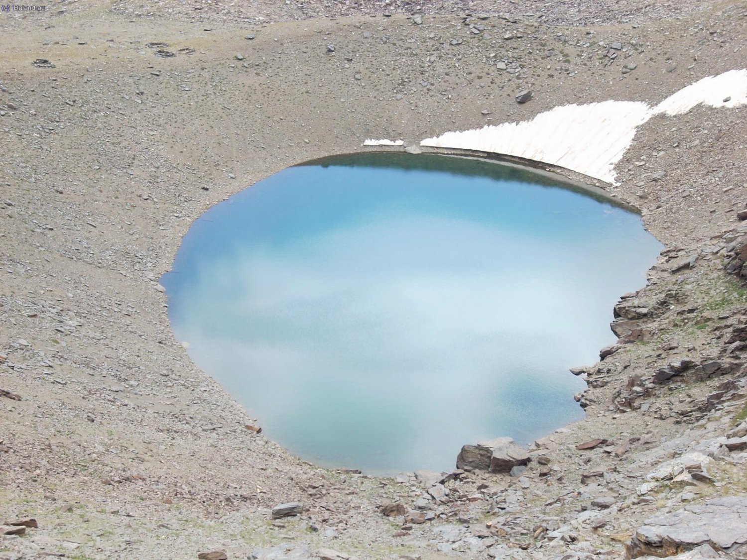 Laguna de Vacares a la que no descenderemos.