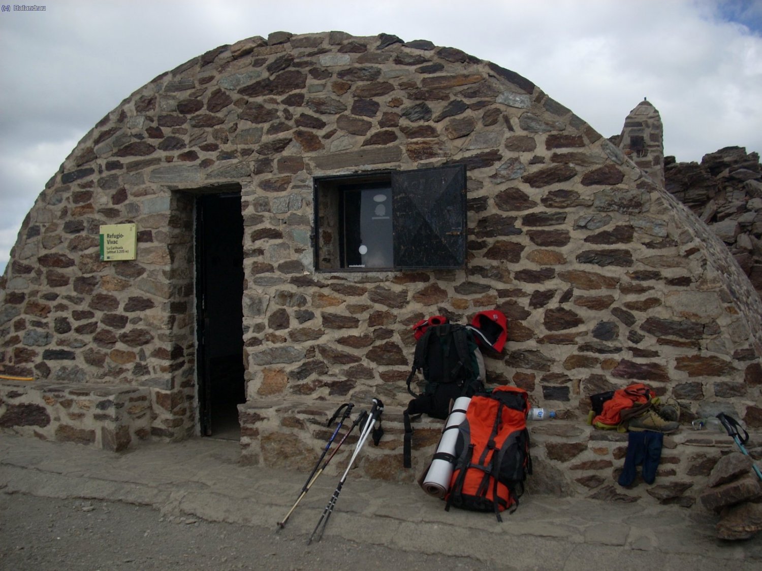 Refugio de La Carihuela a 3229 mts.