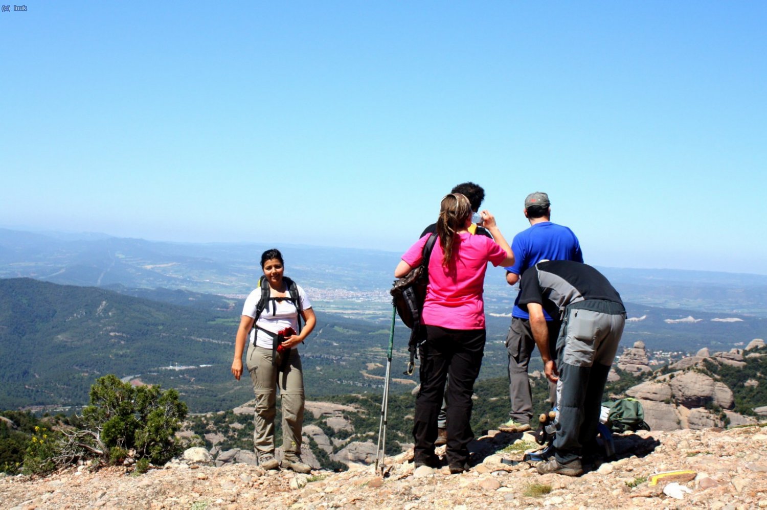 llegamos al collado donde se encuentra "el cilindre" o "el cabrit"