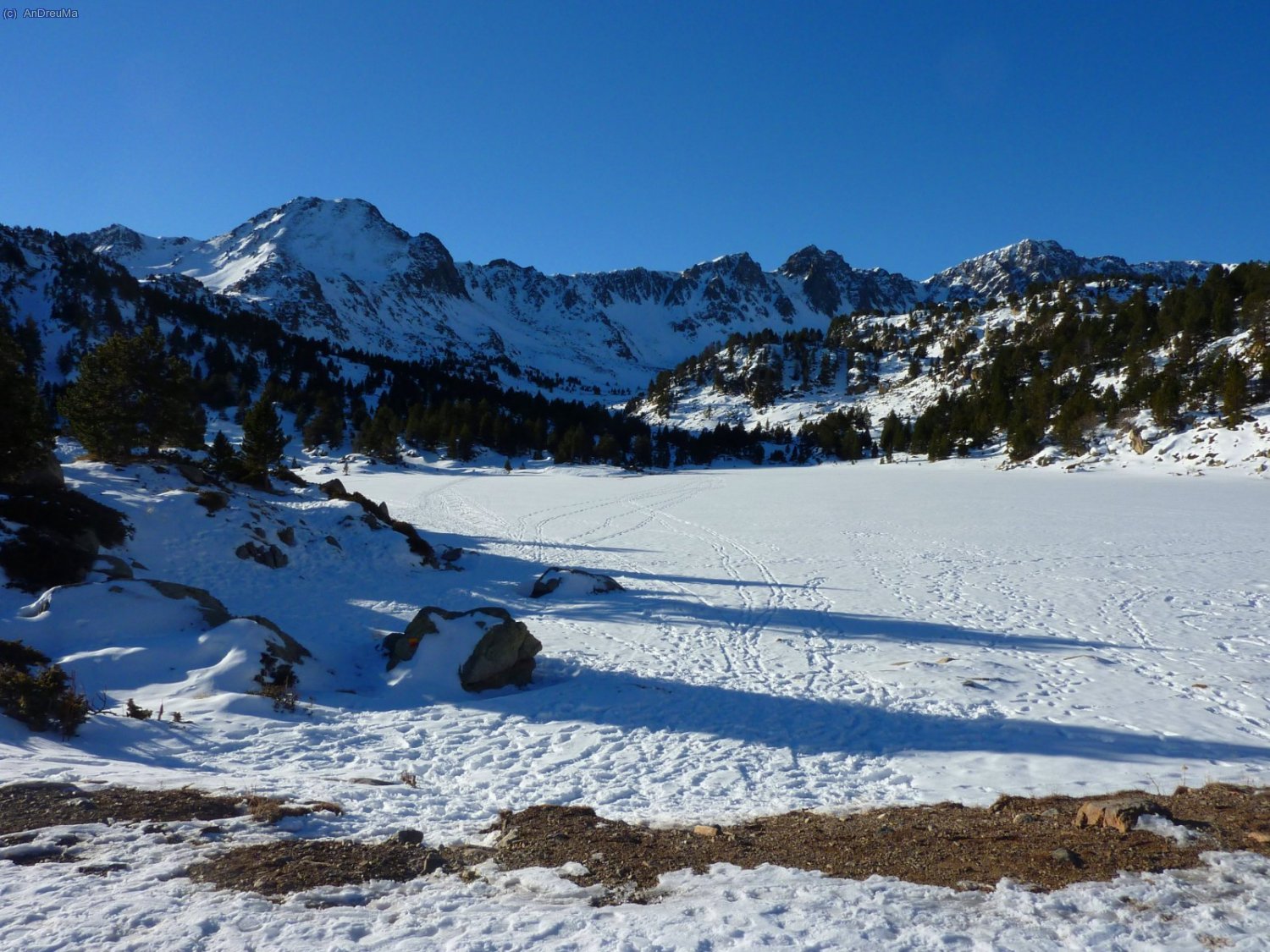 Llac de Pessons o Estany Primer. A l