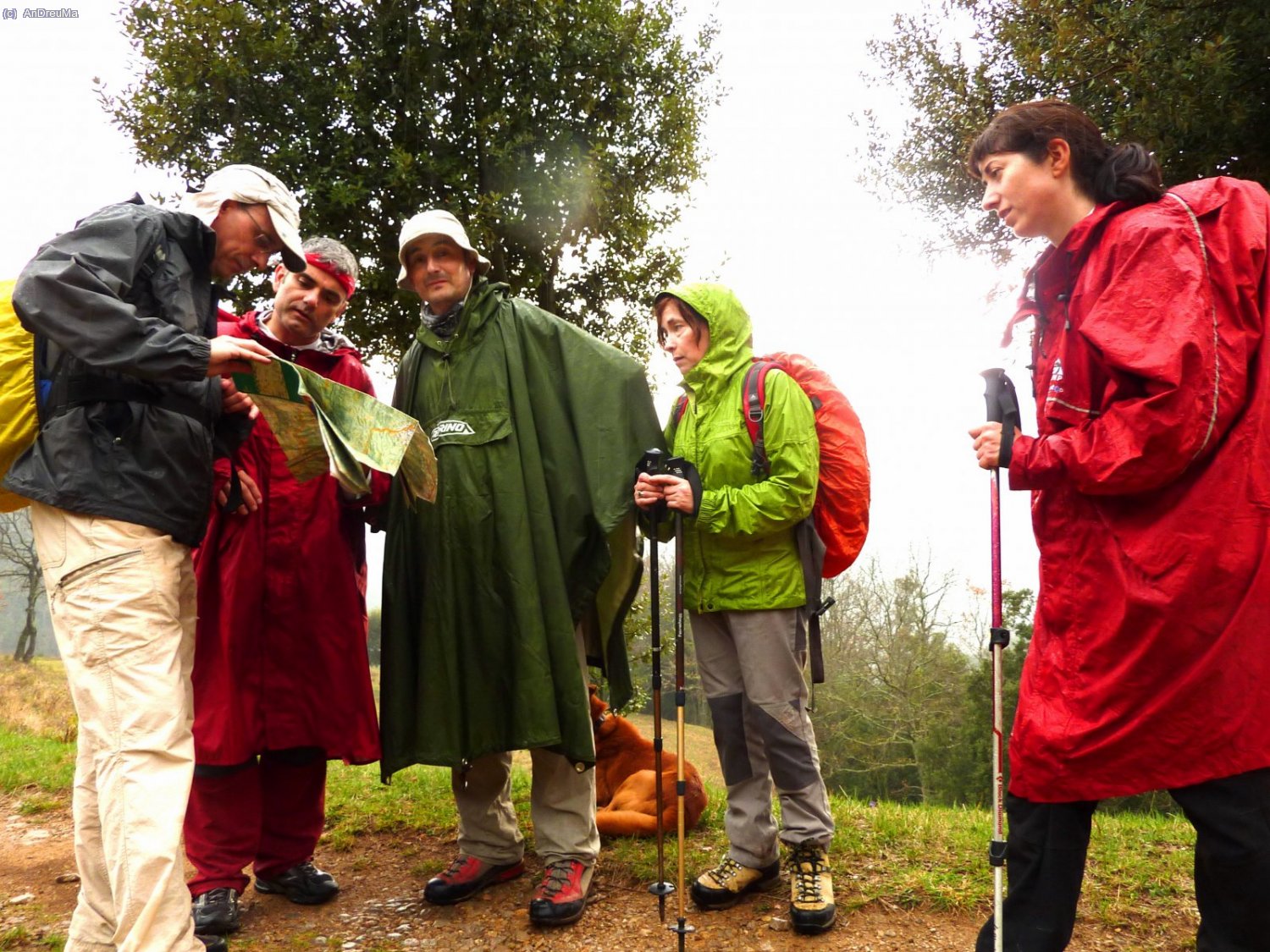 En un moment de la baixada ens reorientem!
