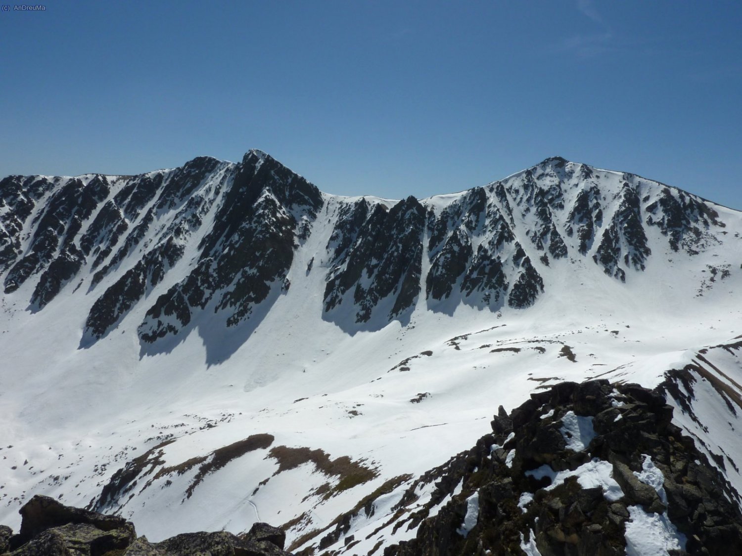 ....el Valletes, amb els seus Corredors (esquerra) i el Vinyola (dreta)...tamb&eacute; amb els seus Corredors i Canals.
