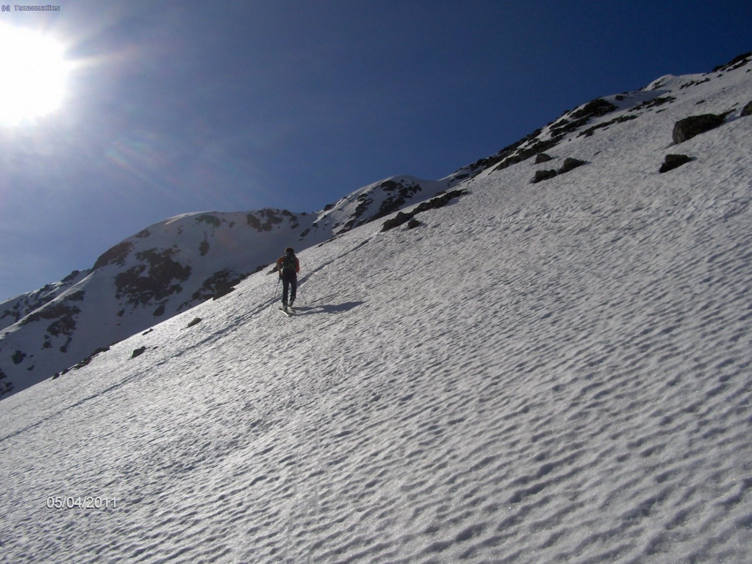 Subiendo hacia la cima del Pico de Est&oacute;s.