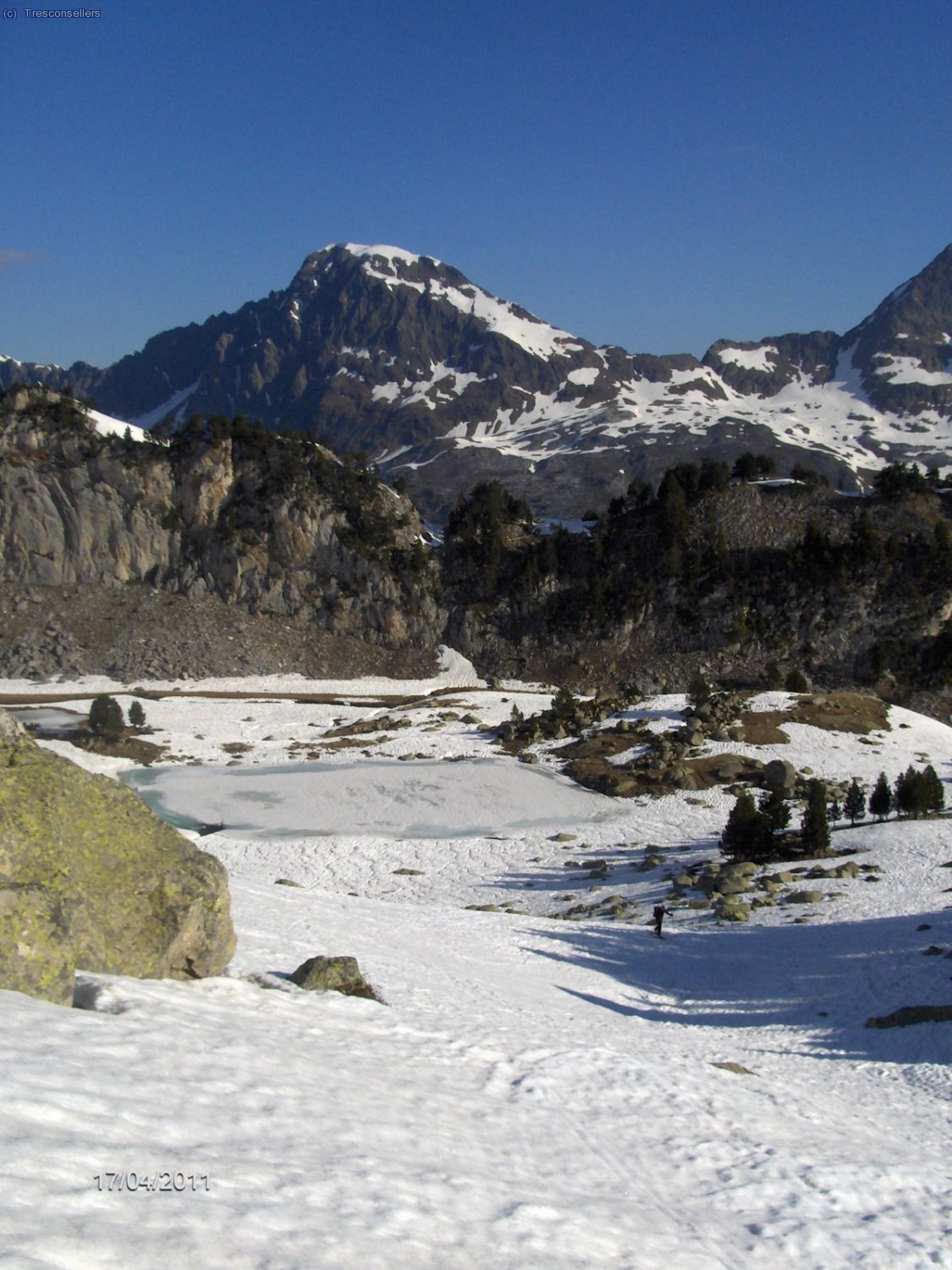 Pasamos cerca del Lago de Paderna.