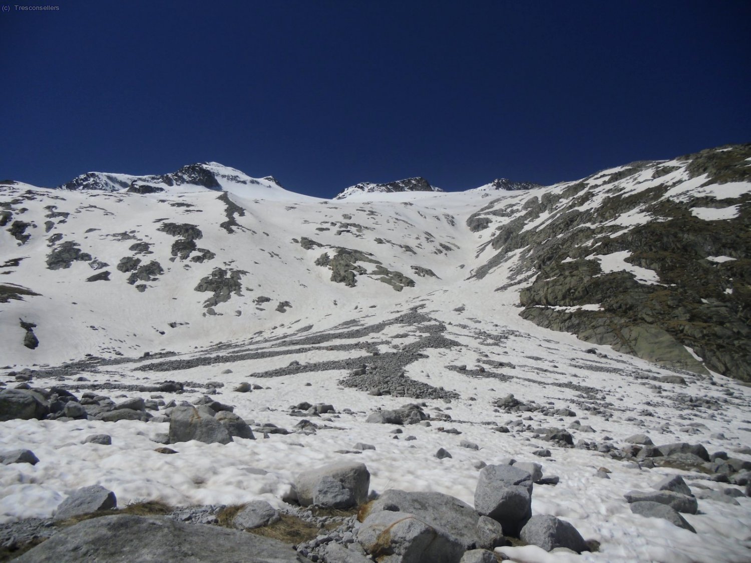A punto de llegar al torrente de Barrancs, parte inferior del descenso.