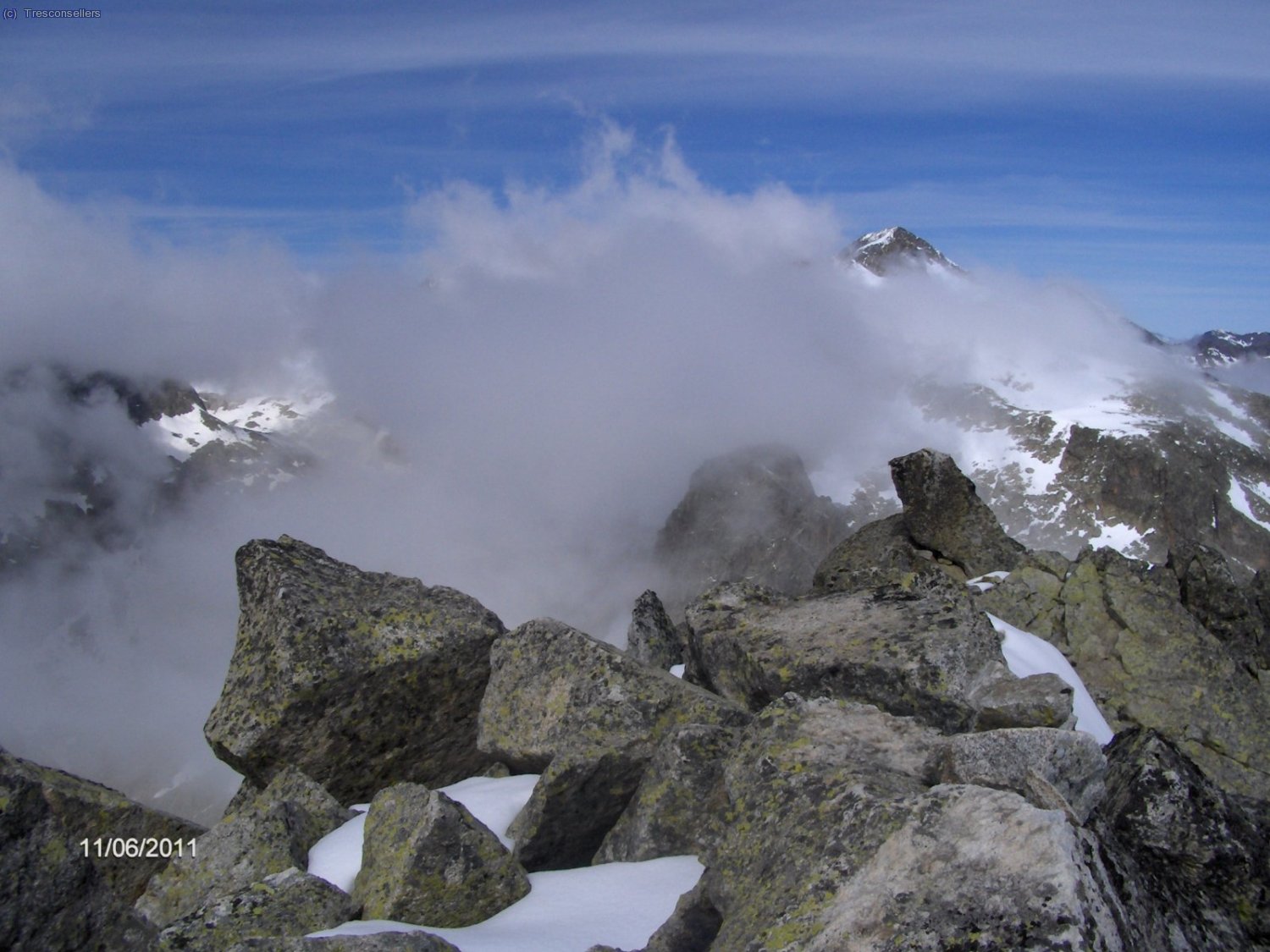 Vista de la cima hacia el oeste.
