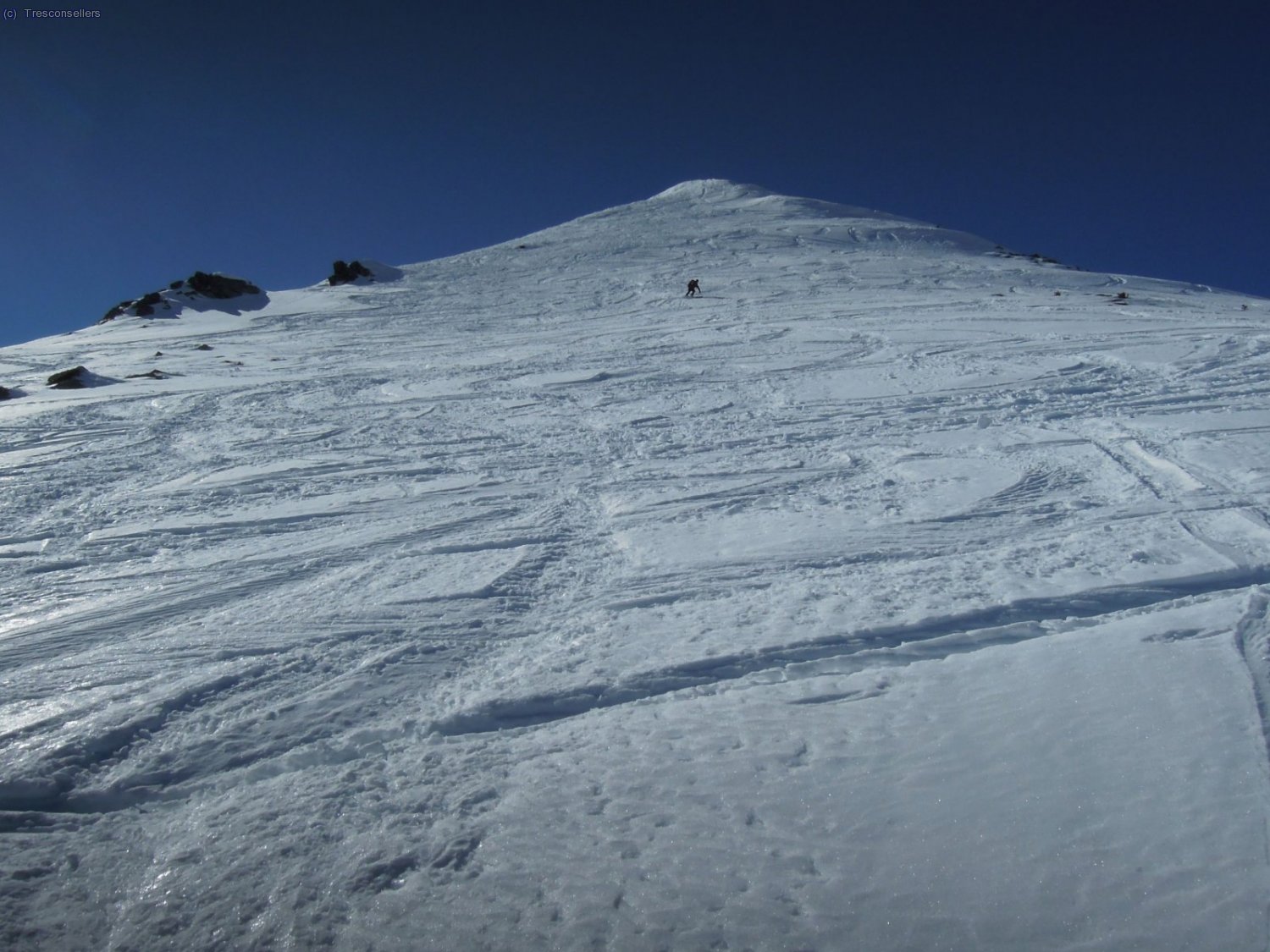 La pala cimera amb neu bastant transformada.