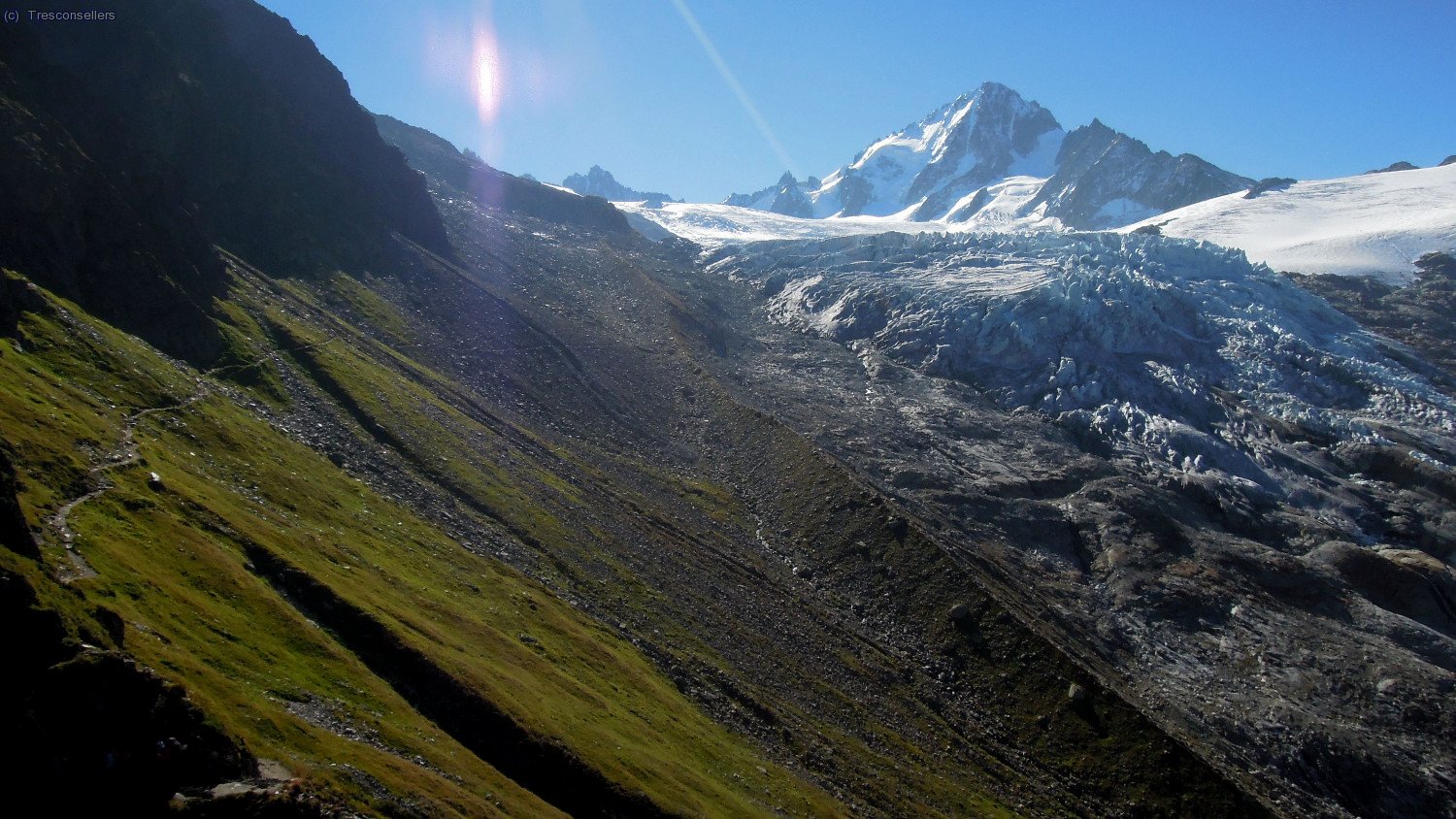 Maravell&oacute;s, la glacera du Tour, vaig cap el refu amb un entorn superb.