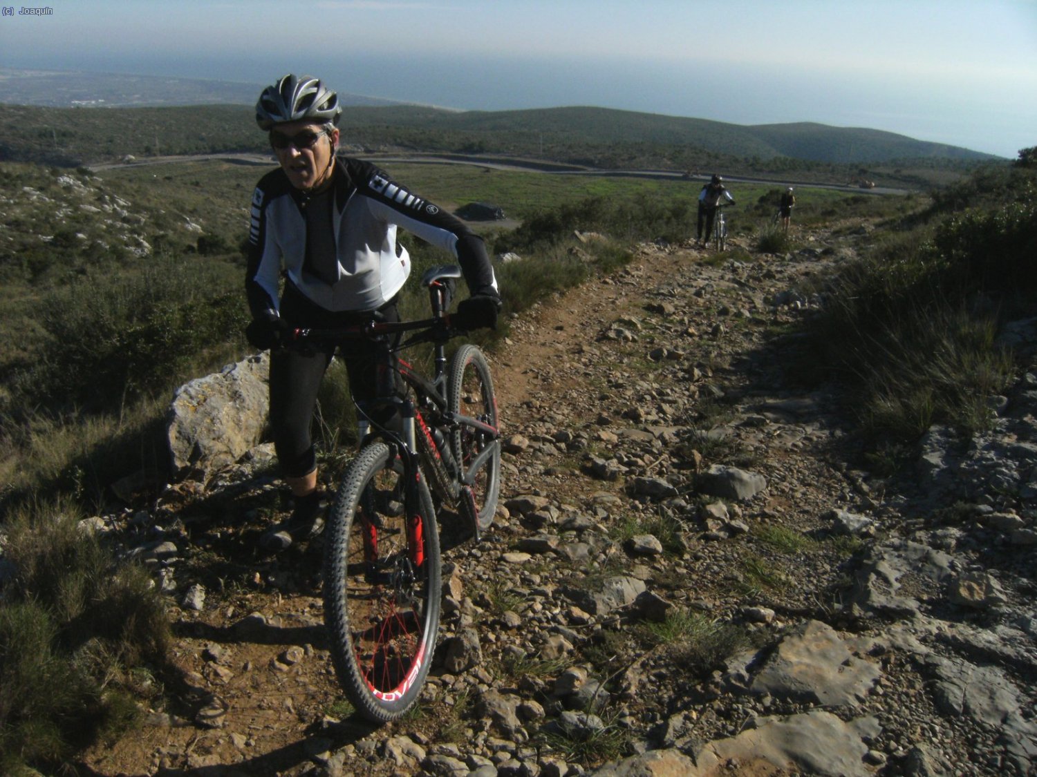 Ciclistas que suben a La Morella